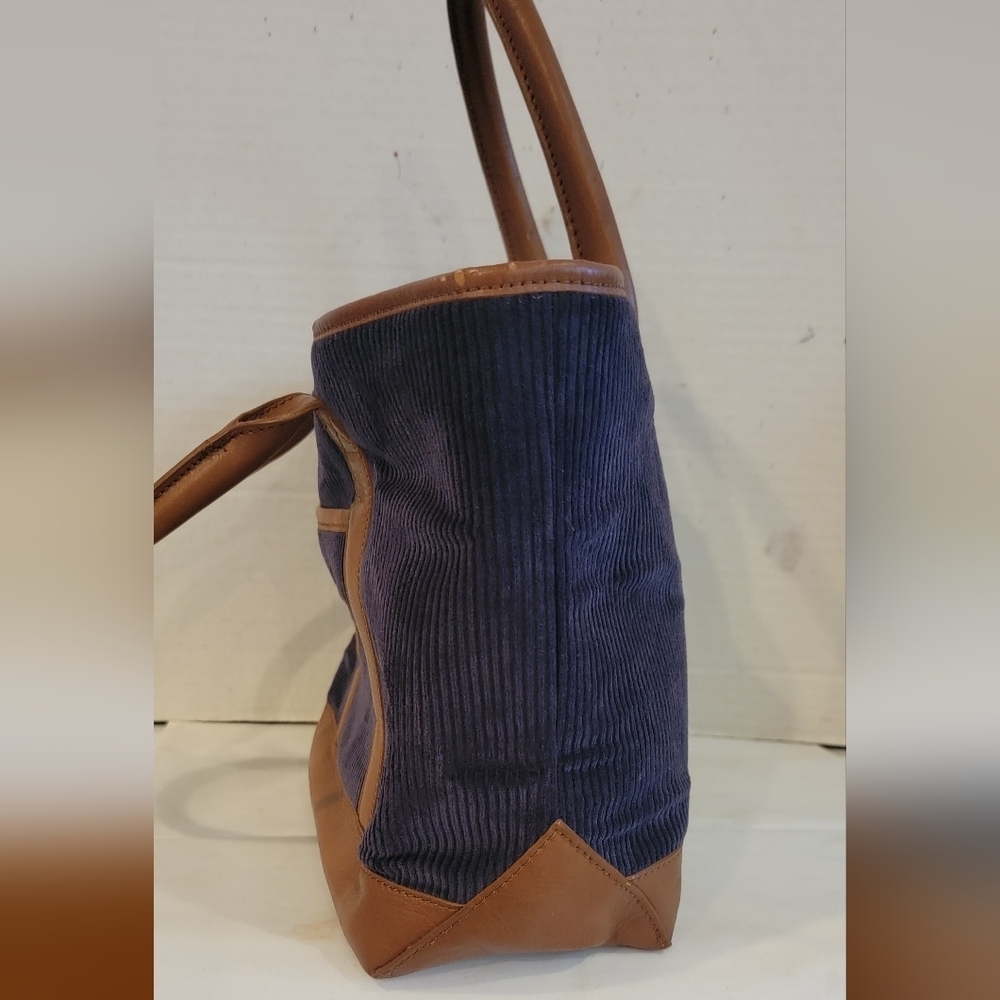 VINEYARD VINES PURSE - NAVY CORDUROY & LEATHER - Picture 3 of 8